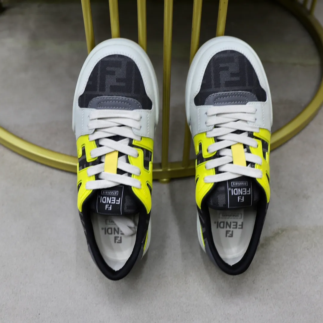 Ex-factory price: 580🔥Couple model (top original order) Brand: FENDI Size: 35-44 (customized for men 38 and 45) Grade: original order quality high version Material: imported original cowhide stitching➕ high-quality and comfortable lining original TPU lightweight non-slip outsole Style category: travel fashion casual shoes versatile trend